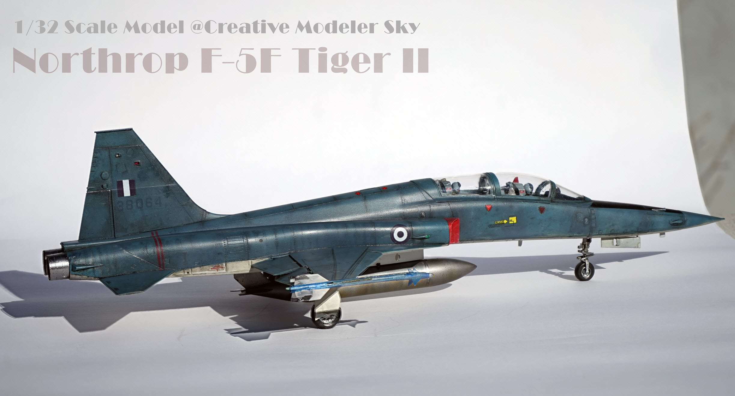 Northrop F-5F Freedom Fighter, 1/32 in Aegean Blue/Weathered